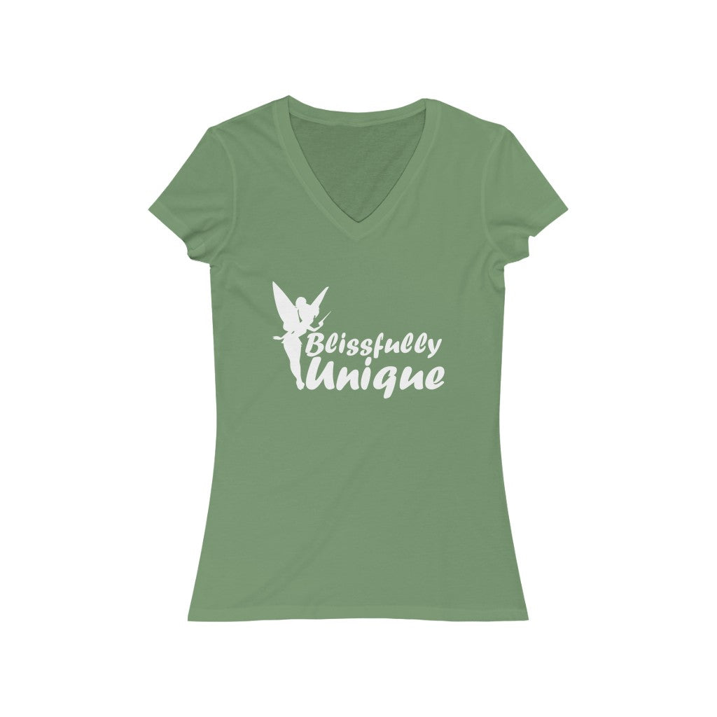 Blissfully Unique V-Neck Tee - Wellearthe